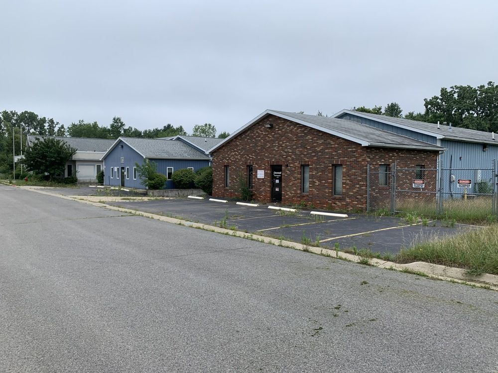 1610 Clara St, Jackson, MI 49203